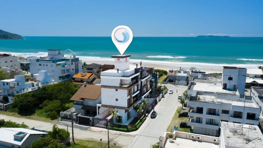 Apartamento de 3 quartos com 3 suítes e 101 m² em Bombinhas