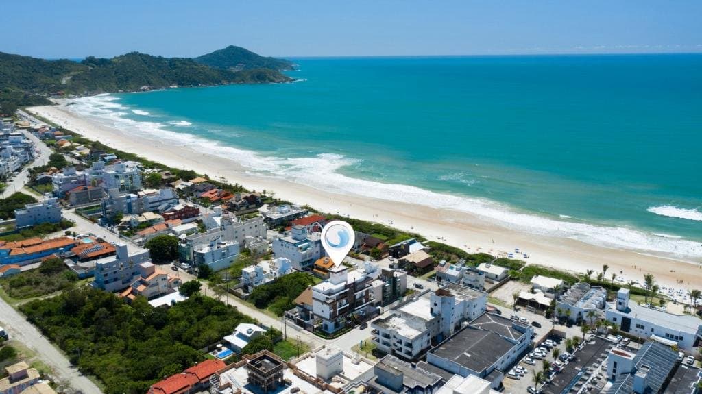 Apartamento de 3 quartos com 3 suítes e 101 m² em Bombinhas