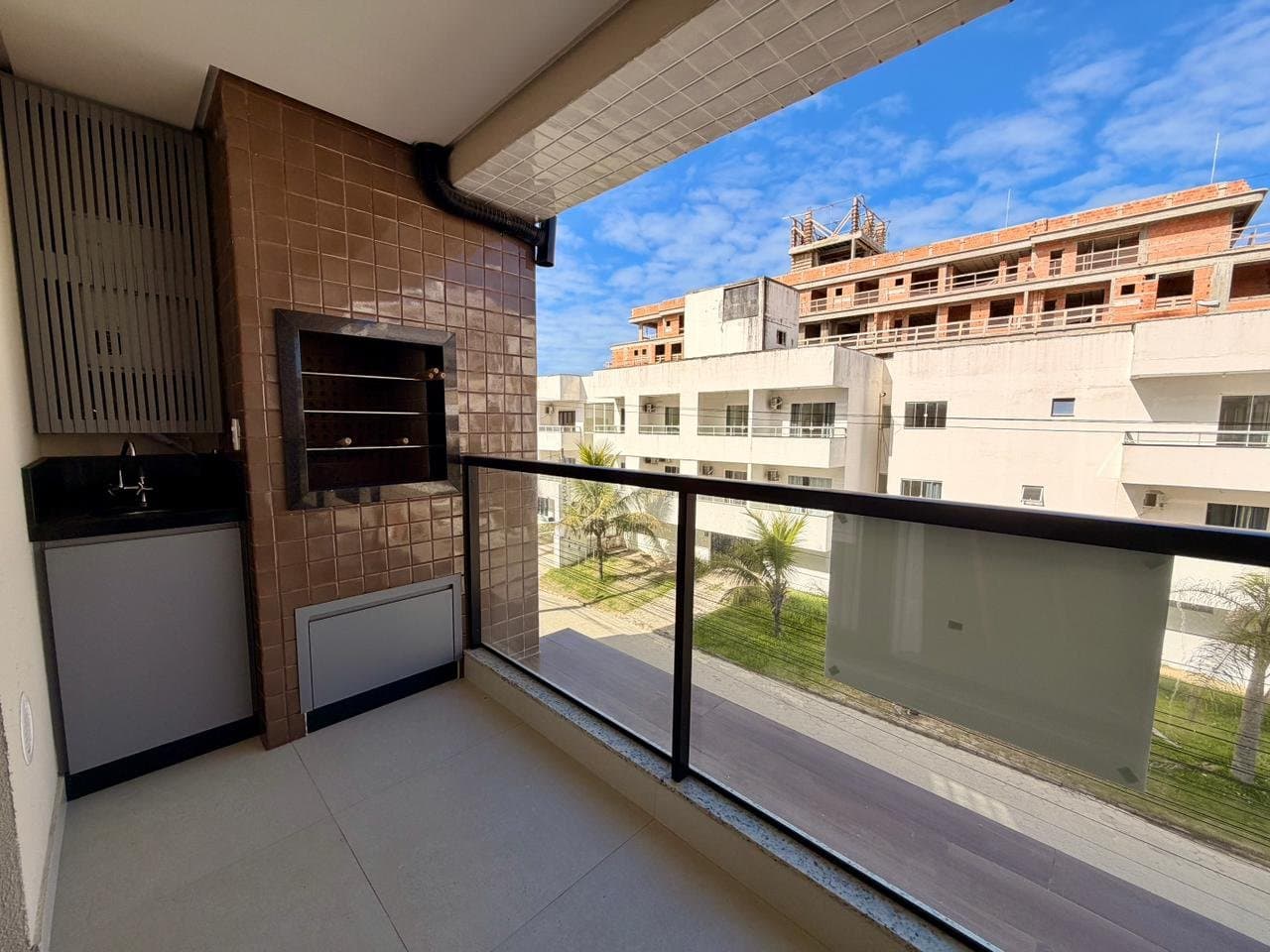 Apartamento de 3 quartos com 3 suítes e 101 m² em Bombinhas