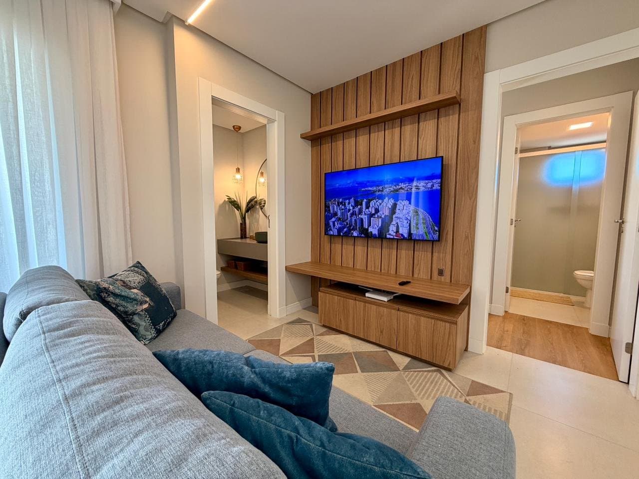 Apartamento de 3 quartos com 3 suítes e 101 m² em Bombinhas
