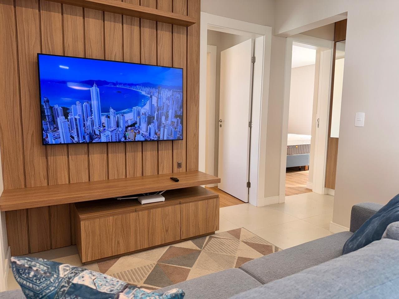 Apartamento de 3 quartos com 3 suítes e 101 m² em Bombinhas