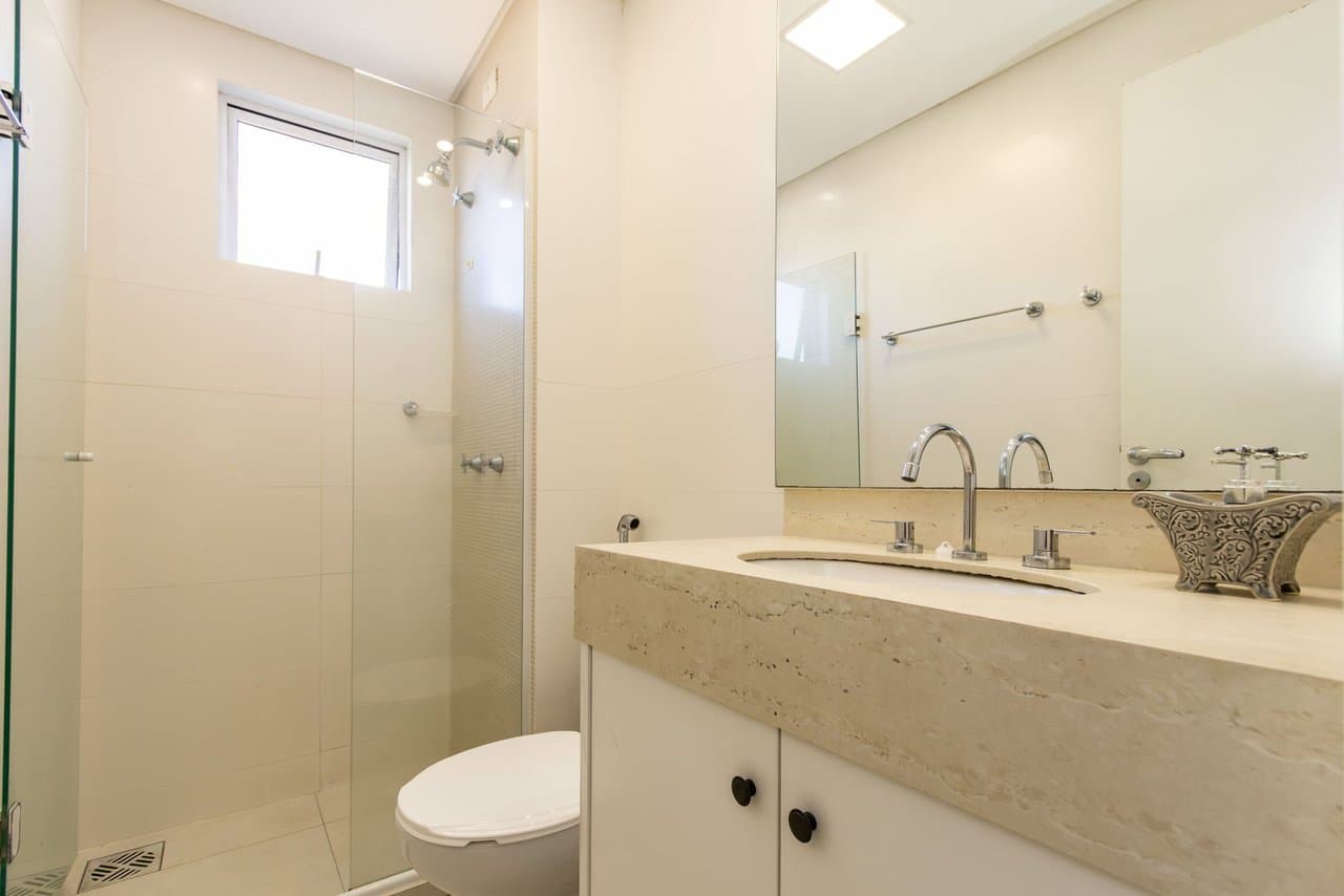 Apartamento de 2 quartos com 1 suíte e 62 m² em Bombinhas