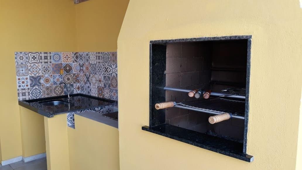 Casa de 2 quartos com 1 suíte e 190 m² em Bombinhas