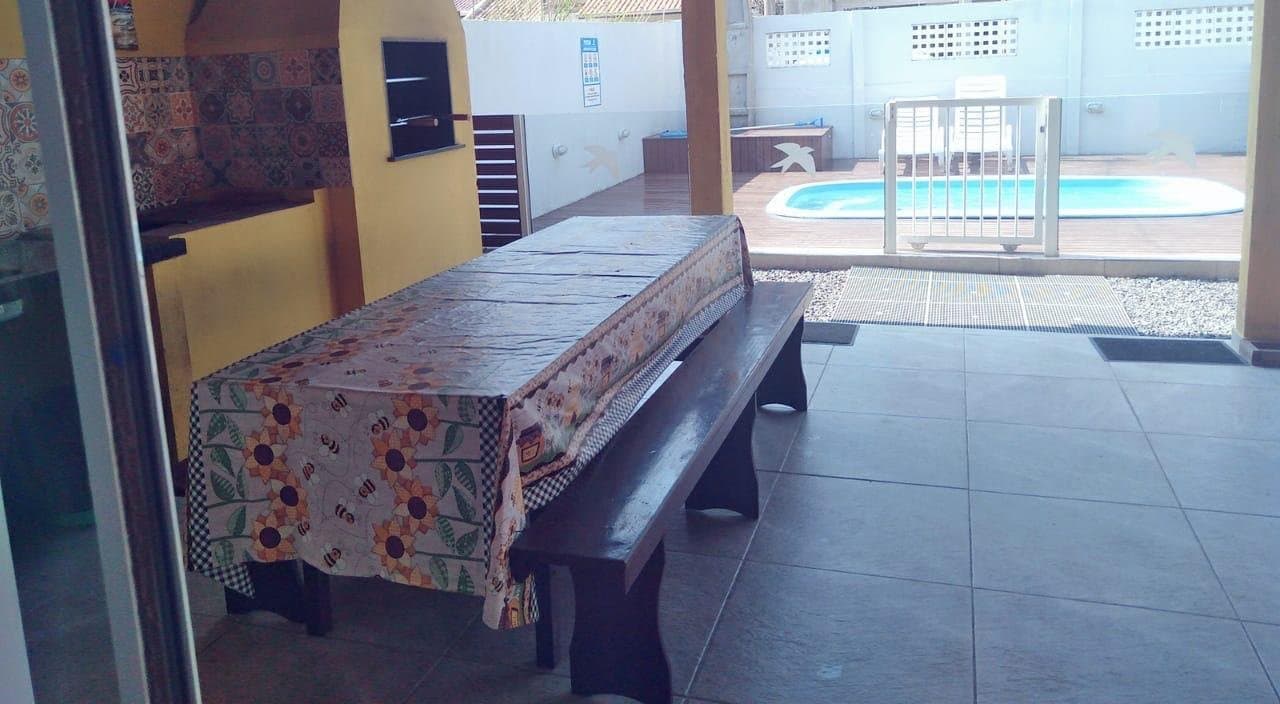 Casa de 2 quartos com 1 suíte e 190 m² em Bombinhas