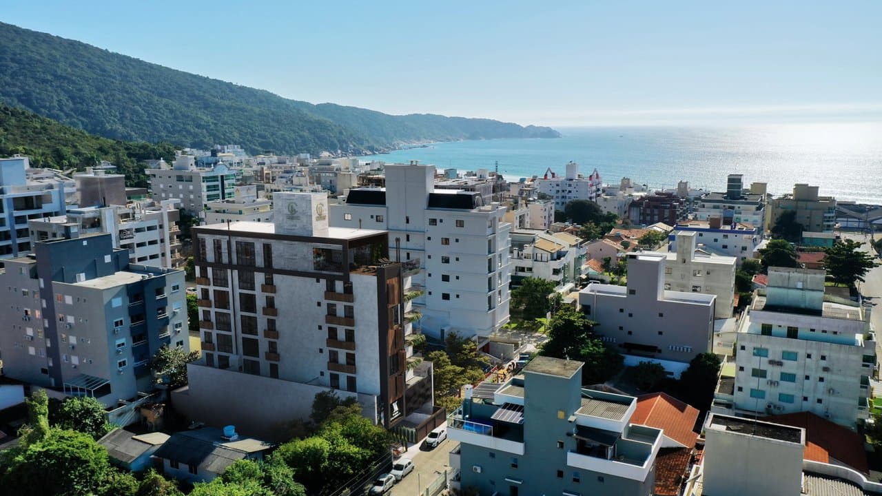 Apartamento de 2 quartos e 56 m² em Bombinhas