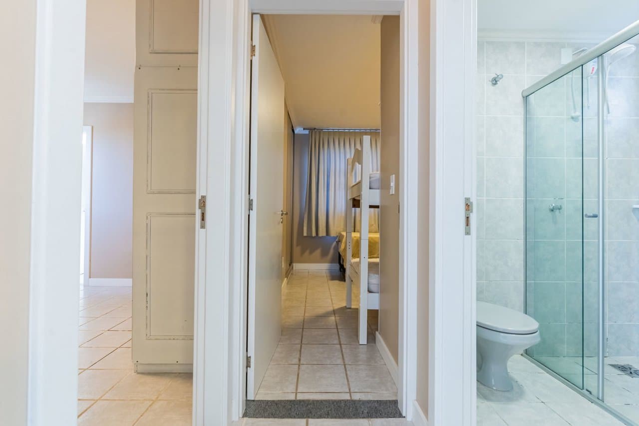 Apartamento de 2 quartos com 1 suíte e 83 m² em Bombinhas