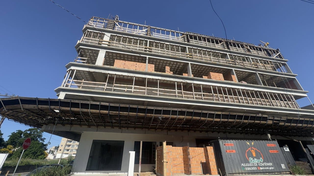 Cobertura de 3 quartos com 3 suítes e 103 m² em Bombas, Bombinhas