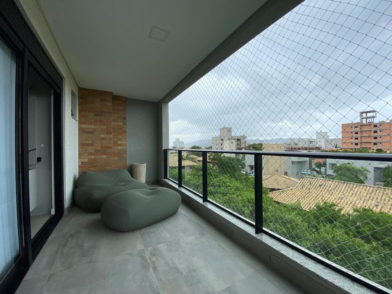 Apartamento de 3 quartos com 3 suítes e 160 m² em Bombinhas