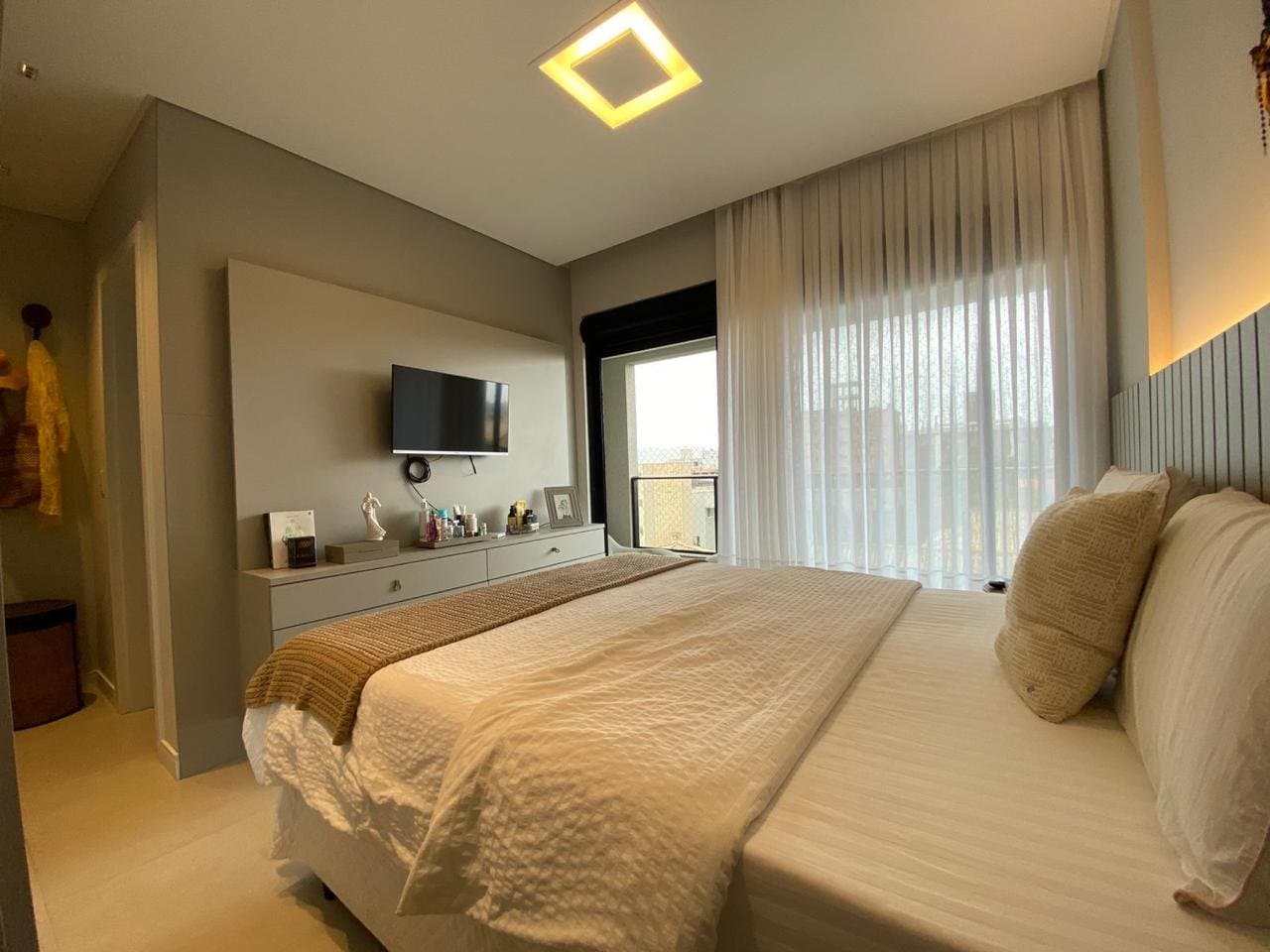 Apartamento de 3 quartos com 3 suítes e 160 m² em Bombinhas