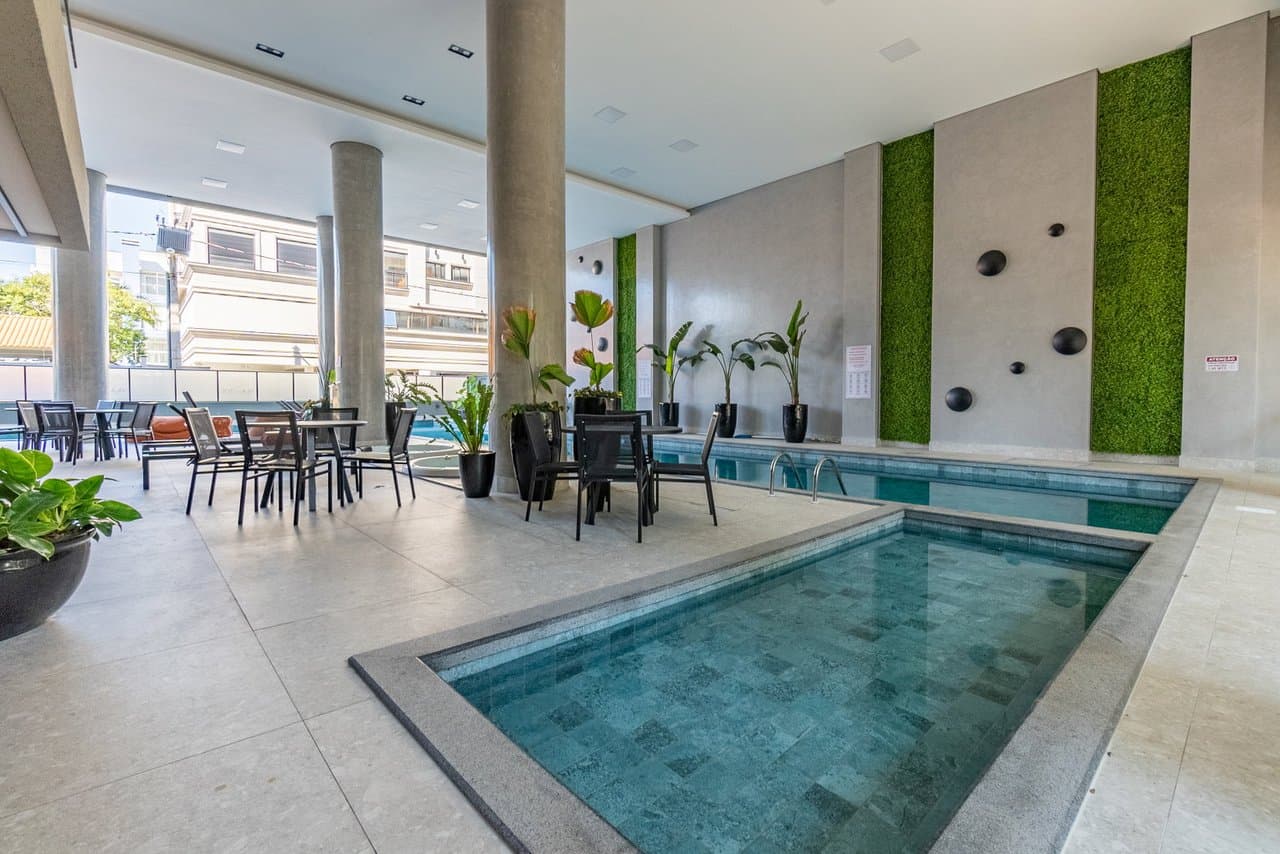 Apartamento de 3 quartos com 3 suítes e 160 m² em Bombinhas