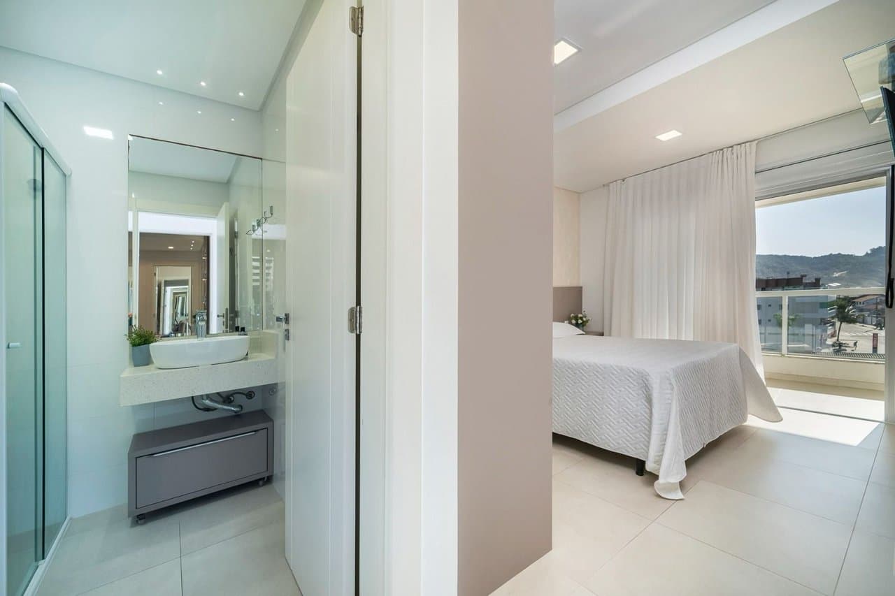 Cobertura de 3 quartos com 2 suítes e 212 m² em Bombinhas