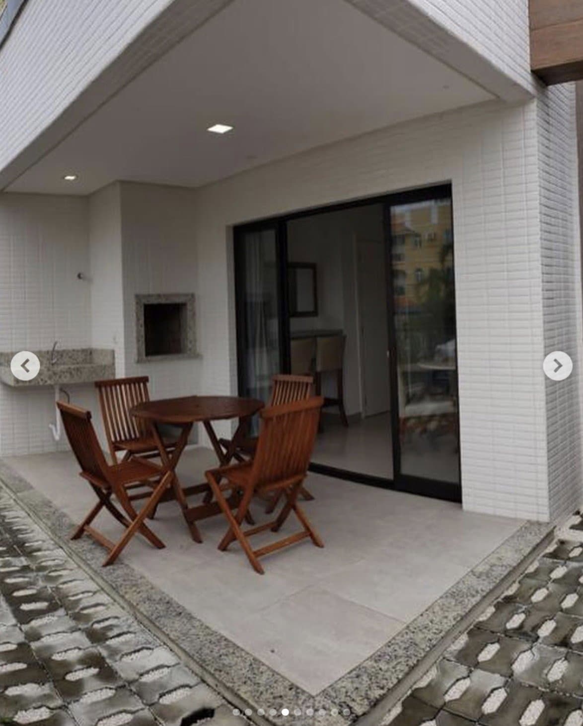 Apartamento de 2 quartos com 2 suítes e 85 m² em Bombinhas