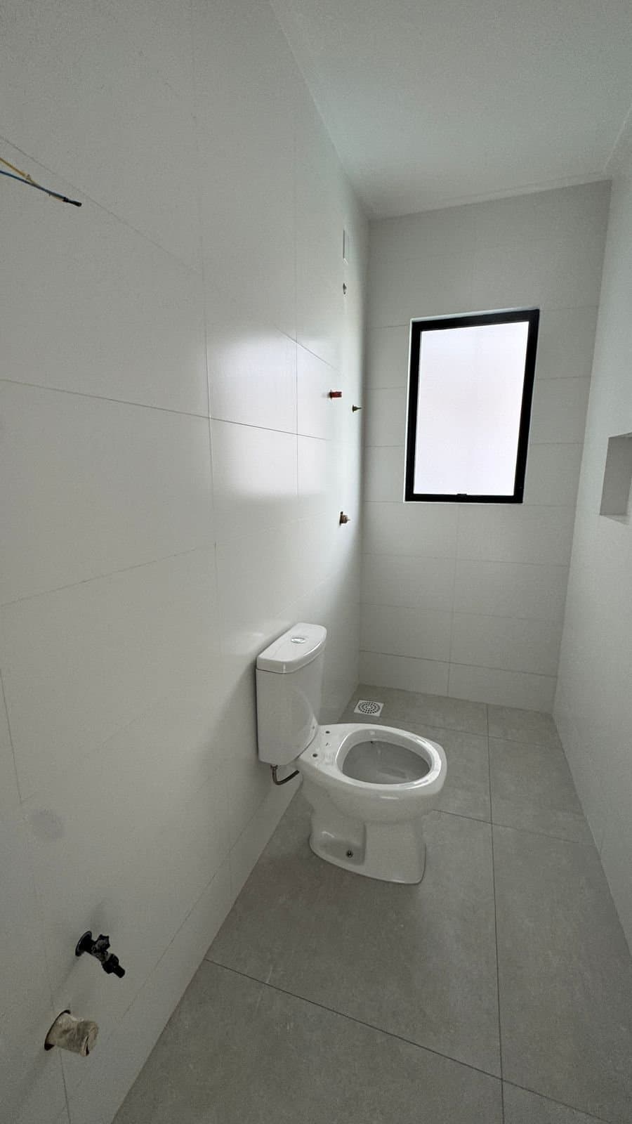 Apartamento de 3 quartos com 3 suítes e 100 m² em Bombinhas
