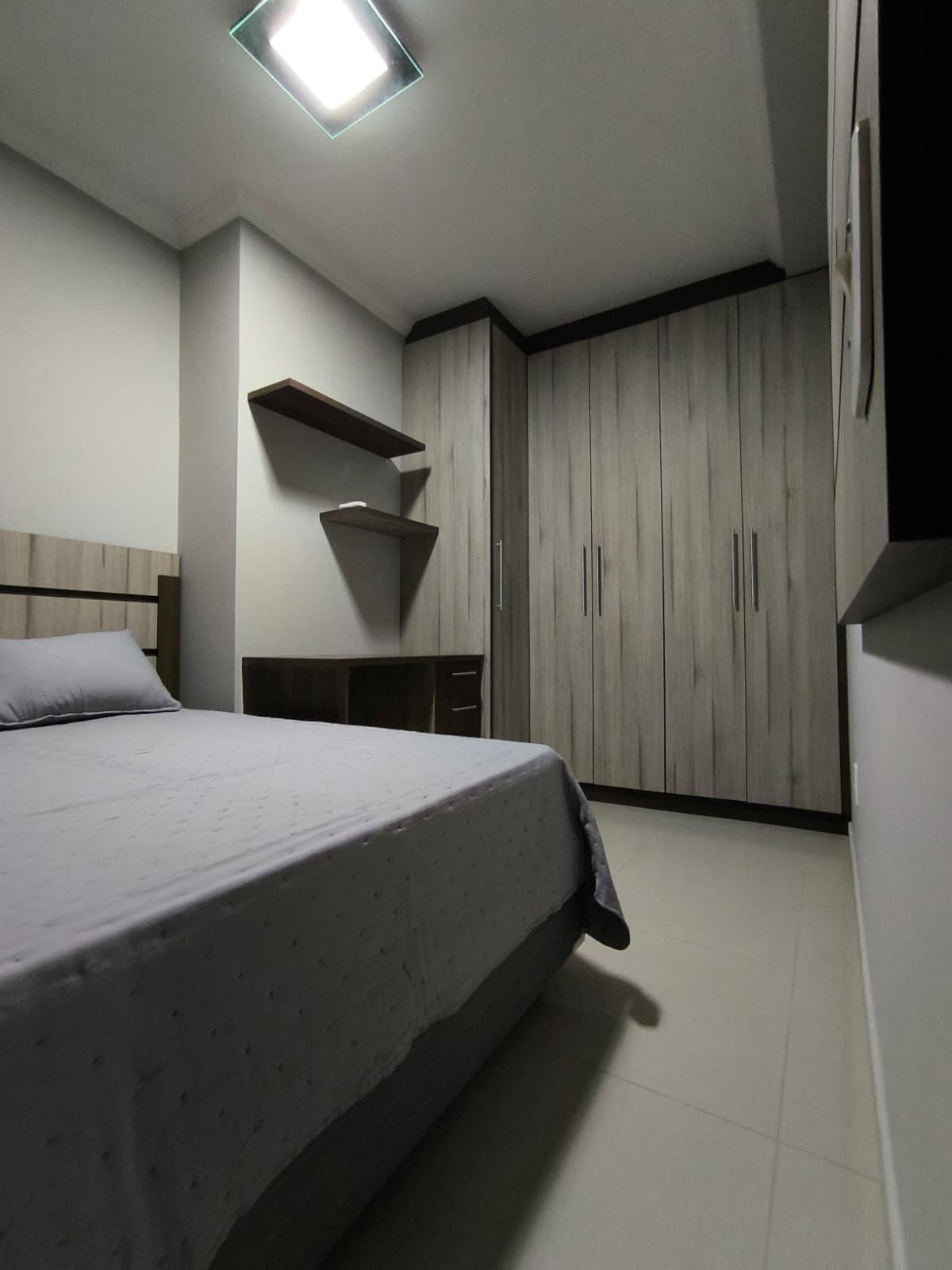 Apartamento de 2 quartos com 1 suíte e 96 m² em Bombinhas