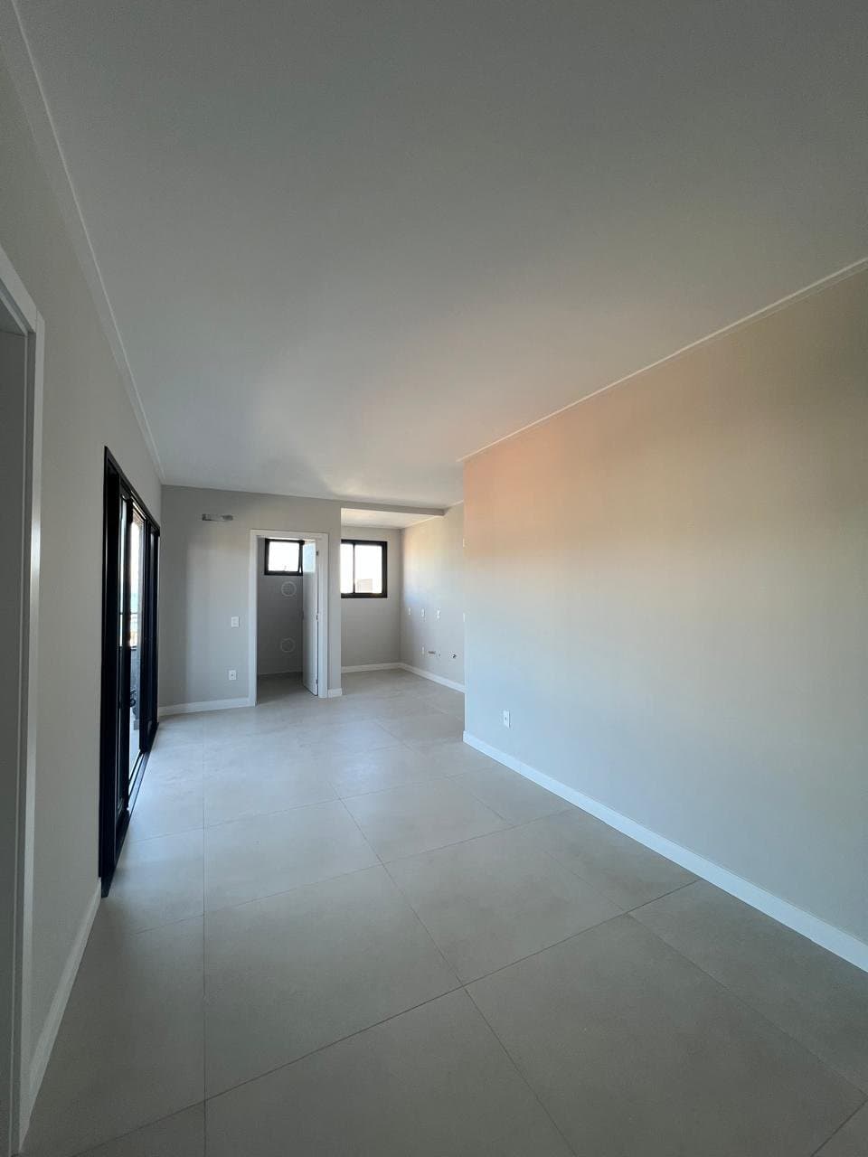 Cobertura de 3 quartos com 3 suítes e 98 m² em Bombinhas