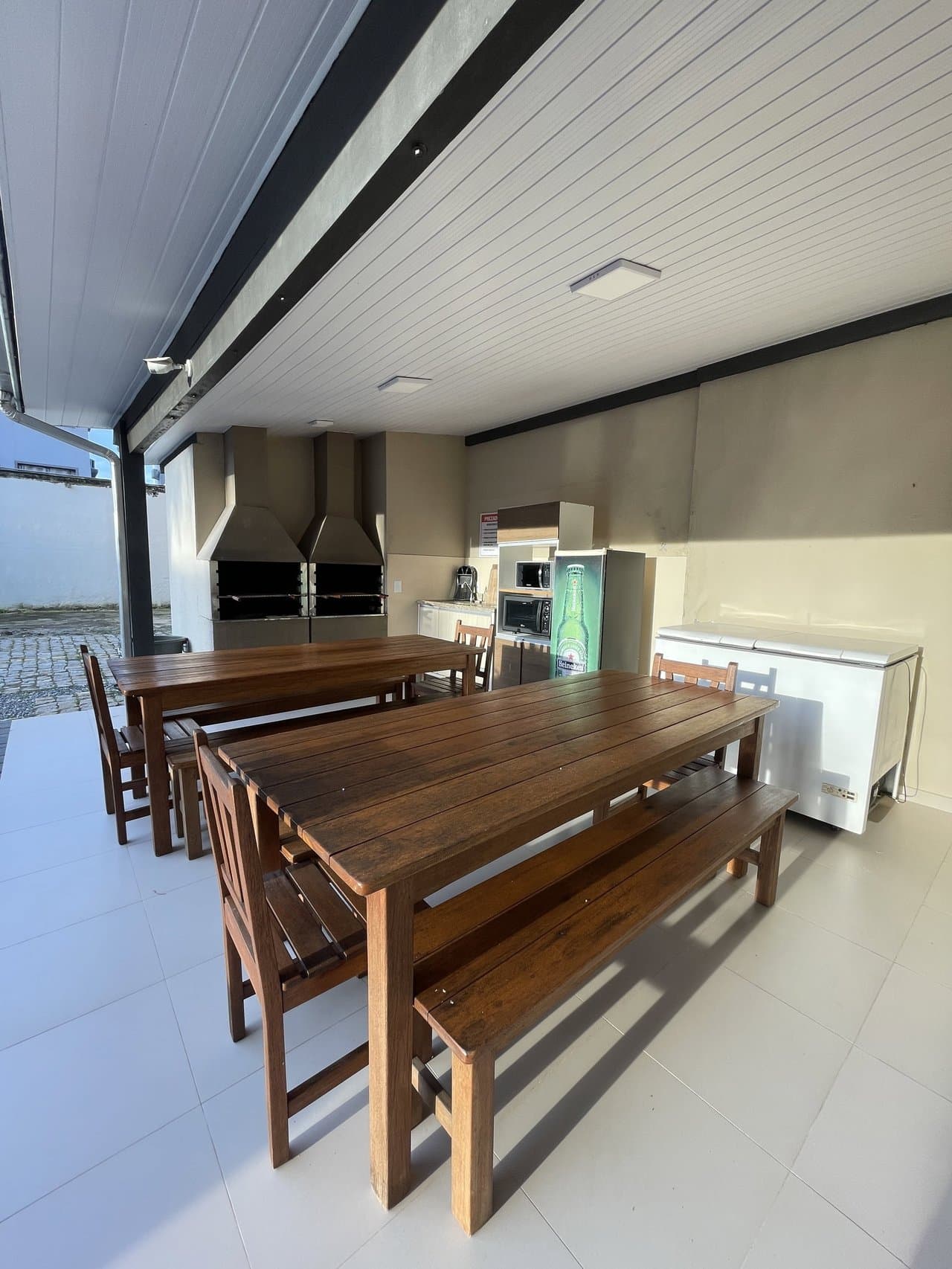 Apartamento de 2 quartos com 1 suíte e 1 m² em Bombinhas