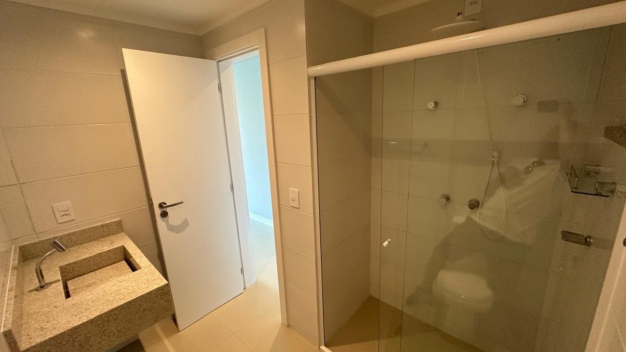 Cobertura de 2 quartos com 1 suíte e 151 m² em Bombinhas