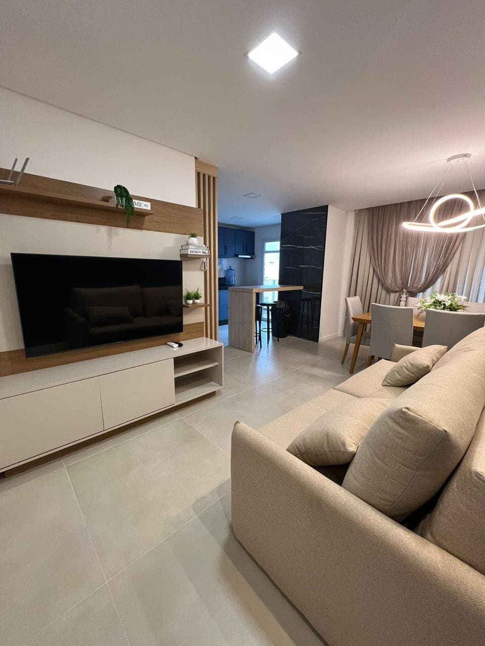 Apartamento de 2 quartos com 2 suítes e 114 m² em Bombinhas