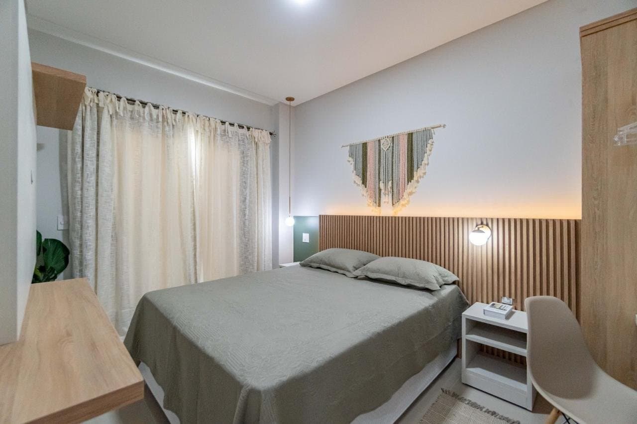 Apartamento de 1 quarto com 1 suíte e 70 m² em Bombinhas