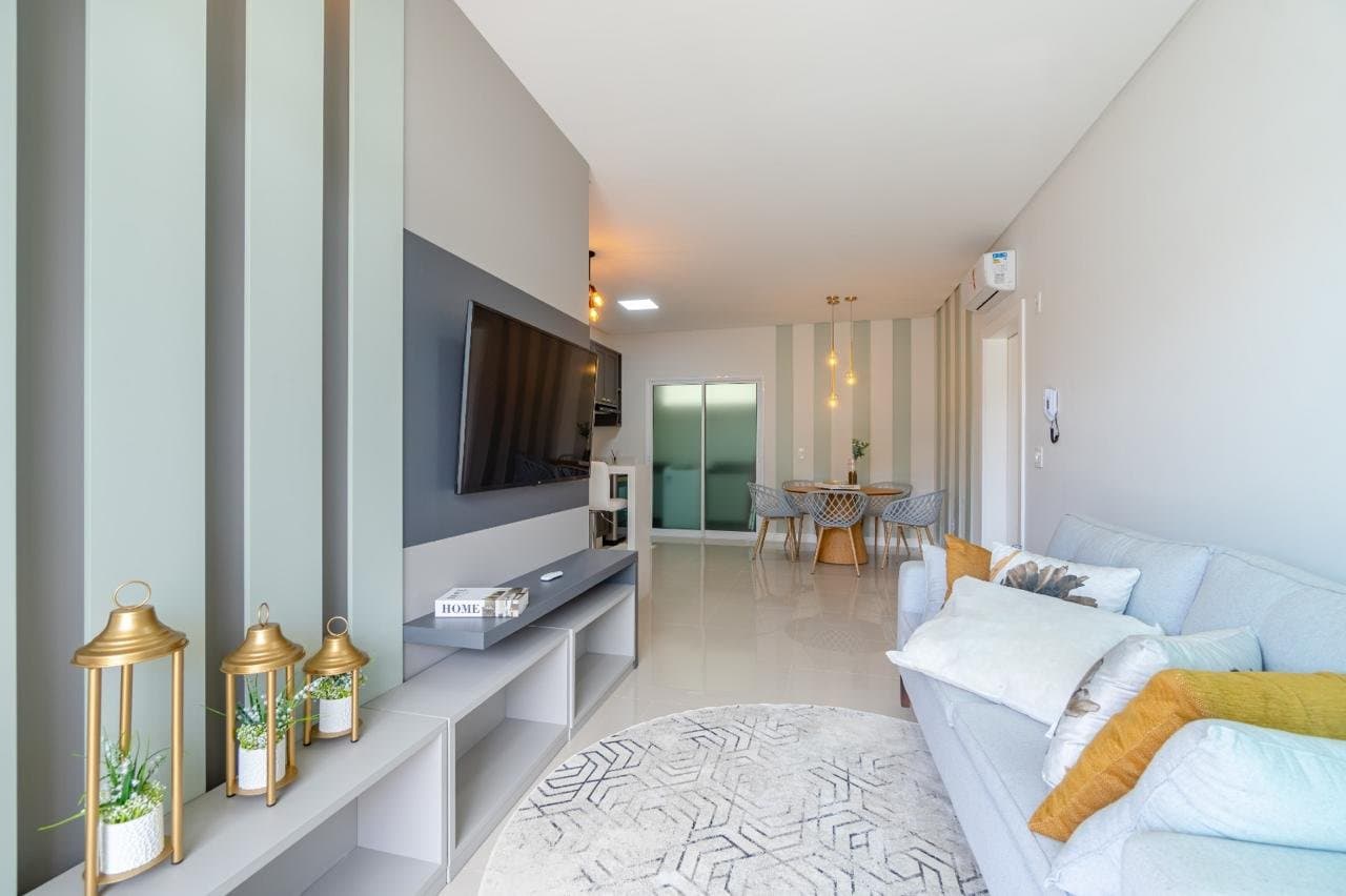Apartamento de 1 quarto com 1 suíte e 70 m² em Bombinhas