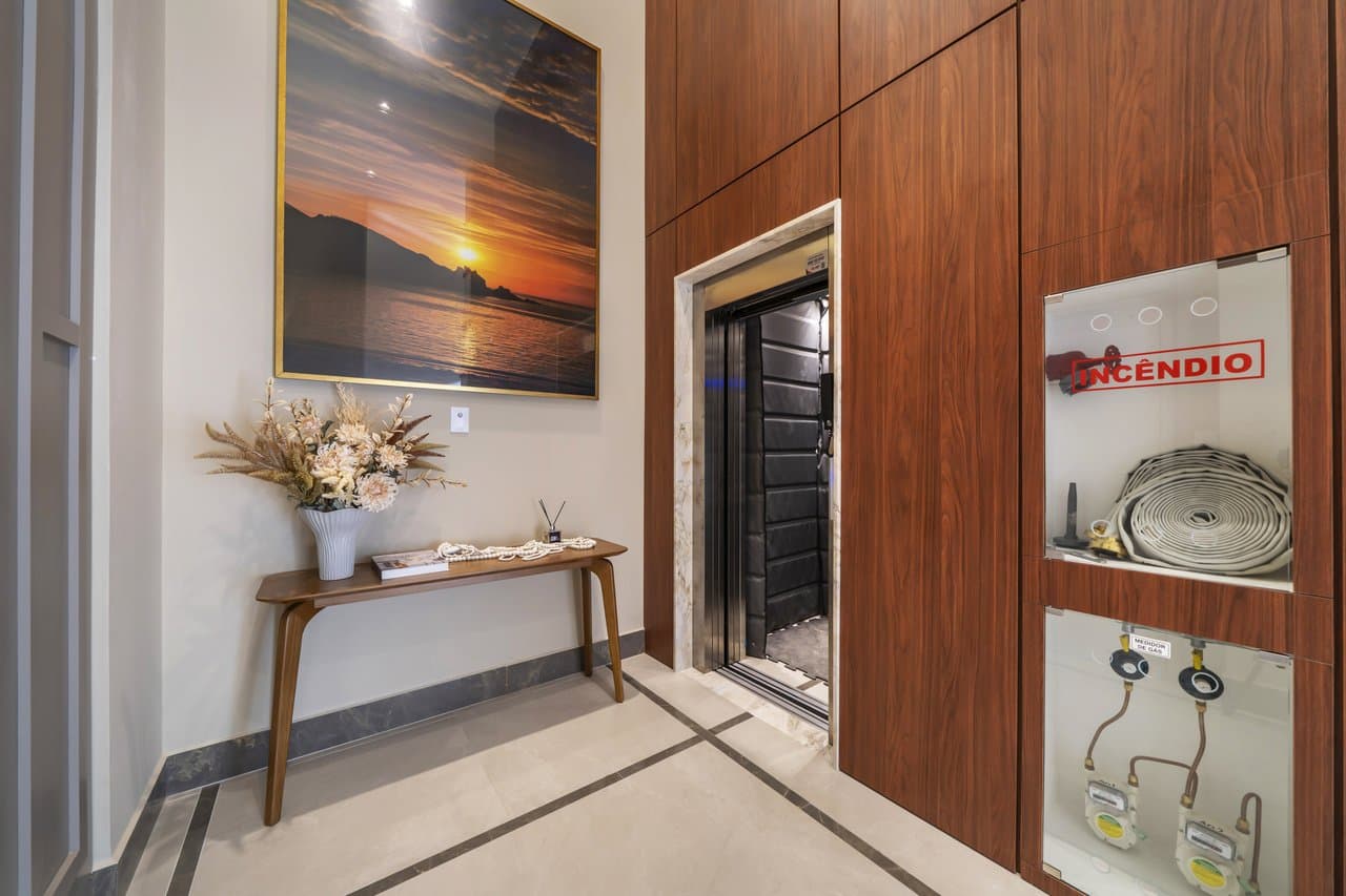 Apartamento de 3 quartos com 3 suítes e 157 m² em Bombinhas