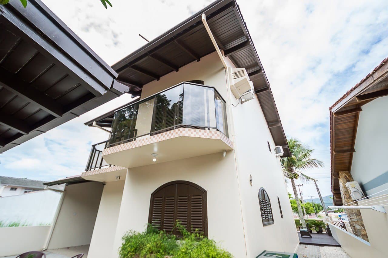 Casa de 3 quartos e 160 m² em Morrinhos, Bombinhas